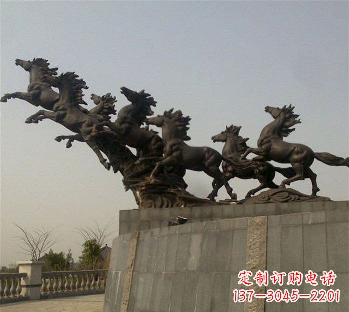 河南八匹奔马铜雕