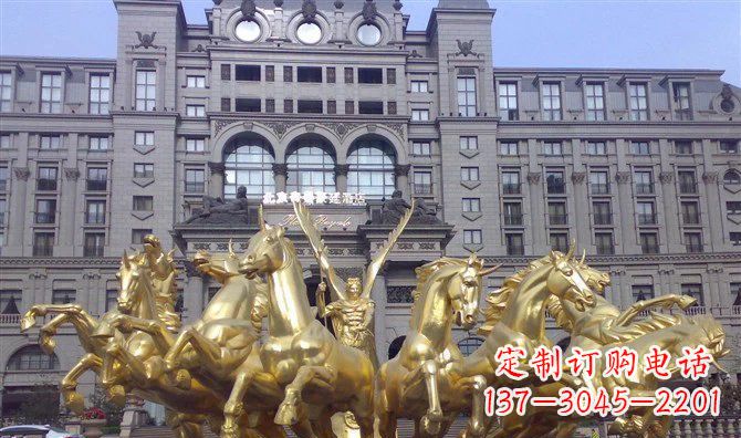 河南八匹马阿波罗战车酒店景观铜雕
