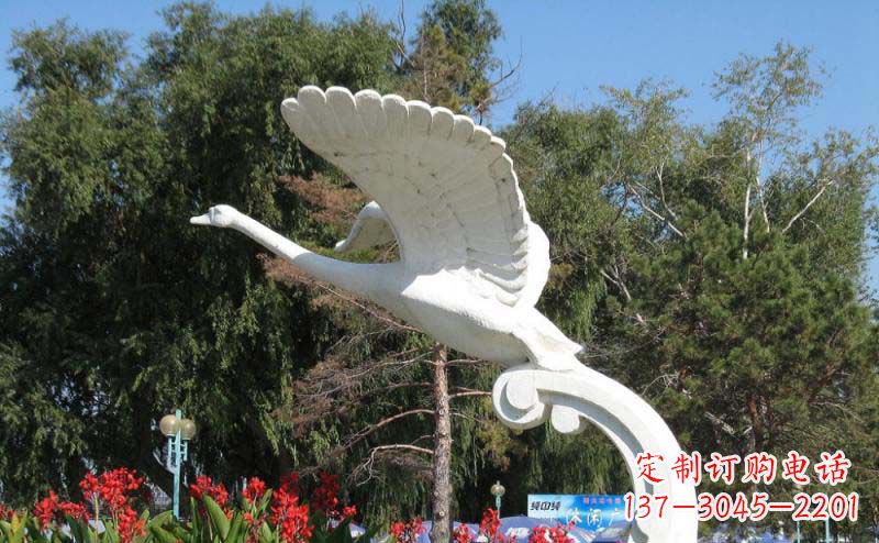 河南白天鹅大理石雕塑