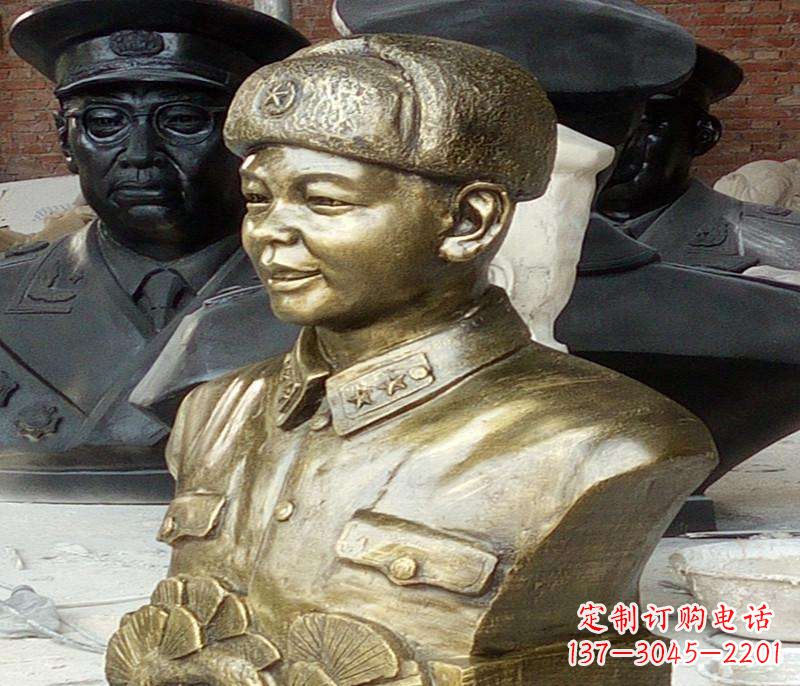 河南半身雷锋铜像