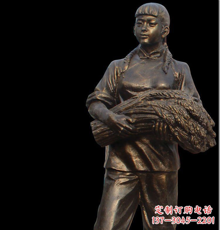 河南“农耕抒情”女子铜雕