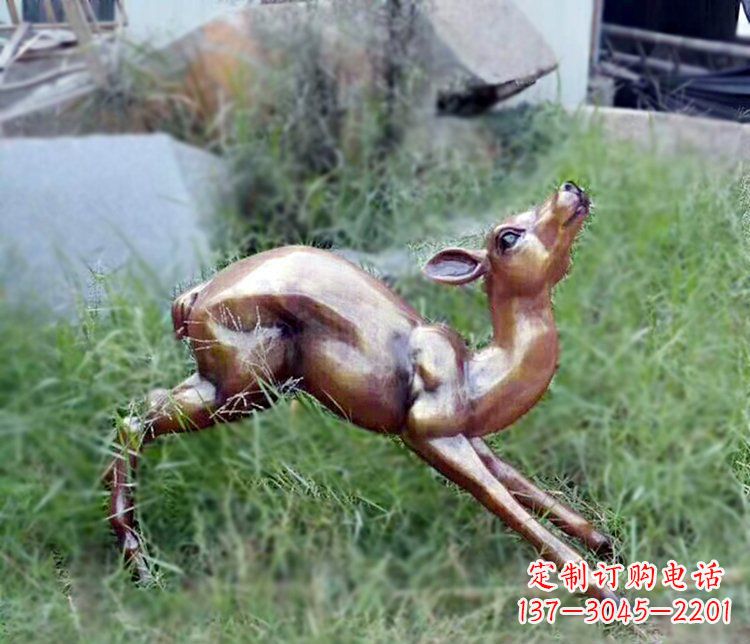 河南奔跑的小鹿公园玻璃钢仿铜动物摆件
