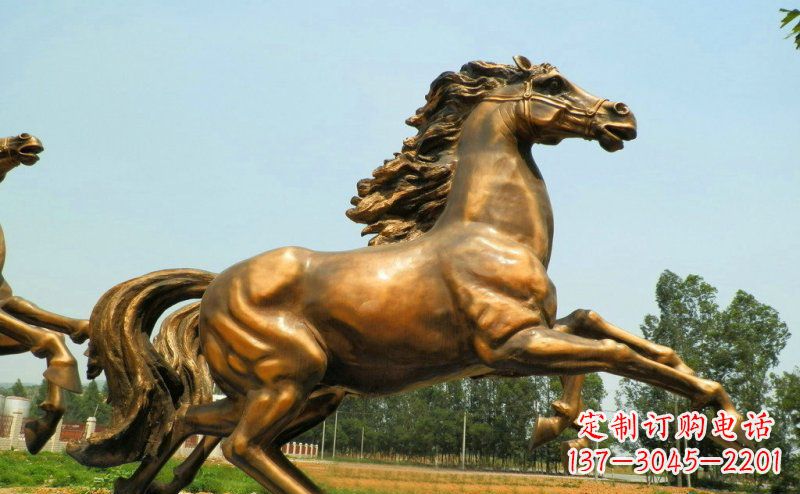 河南奔腾的马公园玻璃钢仿铜动物雕塑