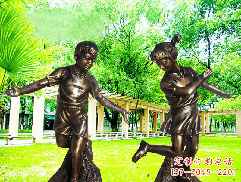 河南编花篮人物公园校园儿童玻璃钢仿铜雕塑
