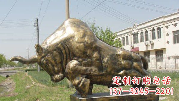 河南标志性黄铜斗牛