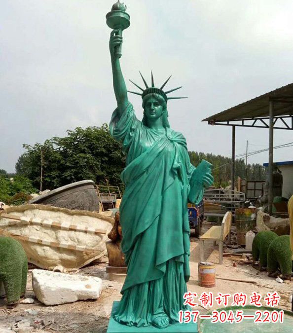 河南玻璃钢仿青铜自由女神像雕塑