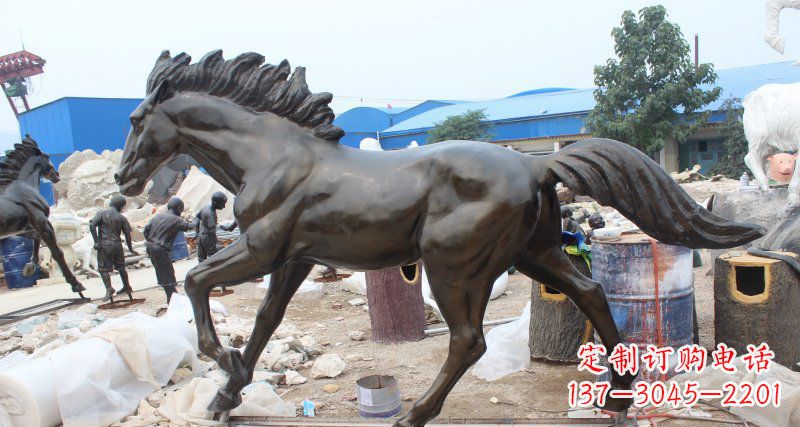河南玻璃钢仿铜马广场动物雕塑精美雕塑装点繁华城市