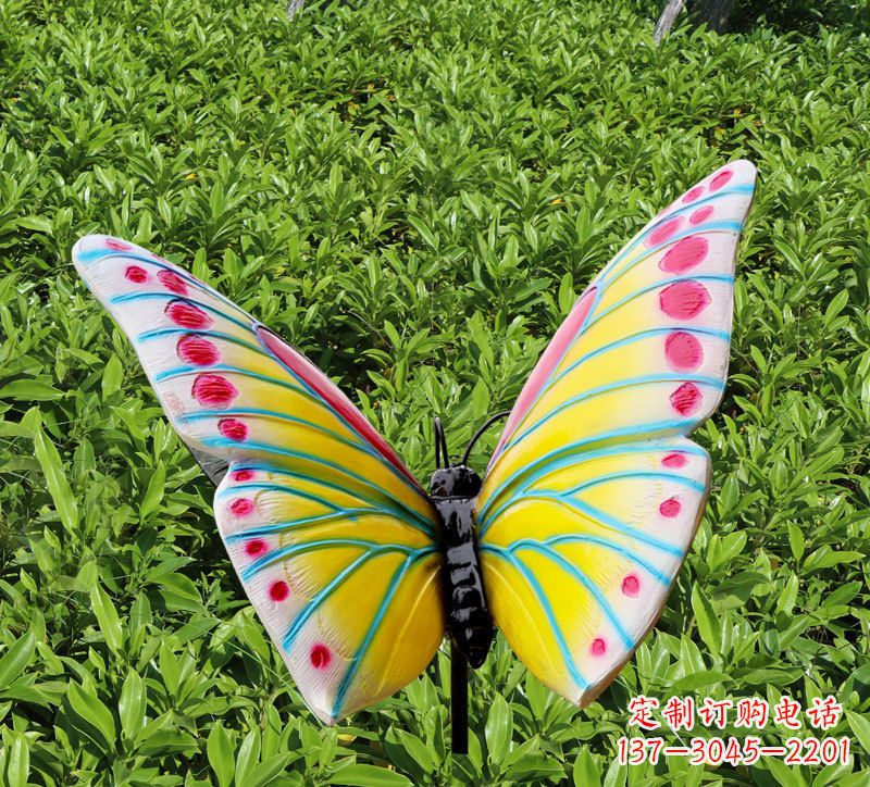 河南玻璃钢仿真蝴蝶插件,公园草丛昆虫雕塑