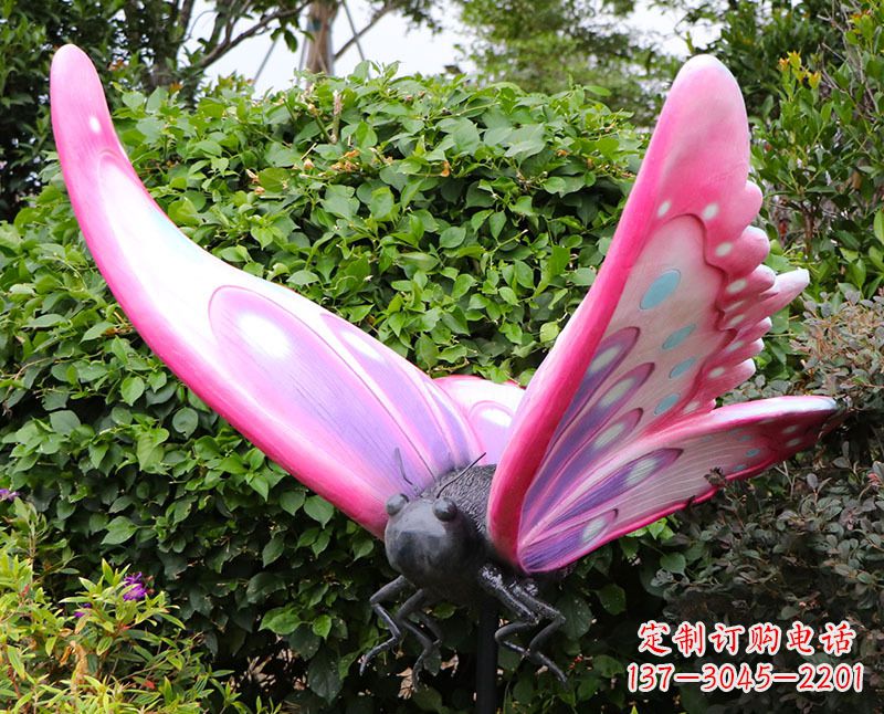 河南玻璃钢仿真蝴蝶红色昆虫雕塑