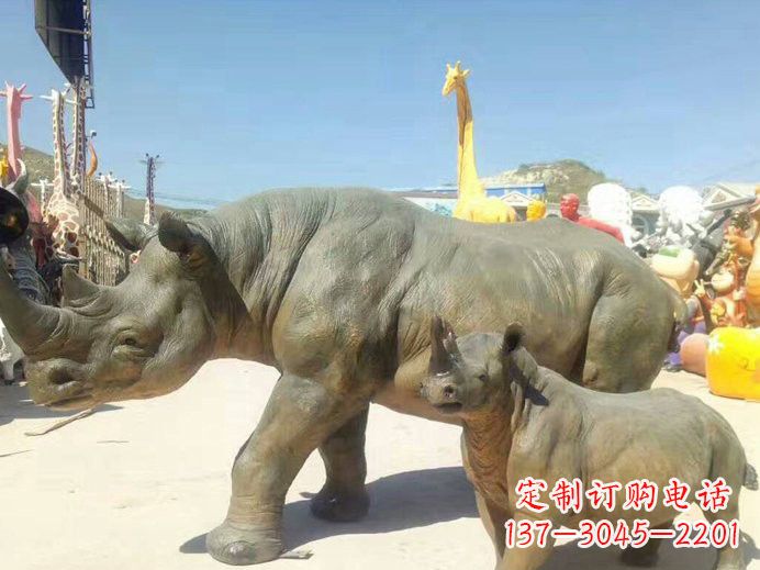 河南玻璃钢制犀牛雕塑——精美外形、质感出众