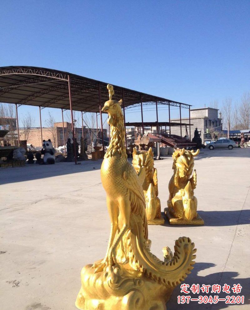 河南玻璃钢凤凰雕塑一种现代雕塑艺术