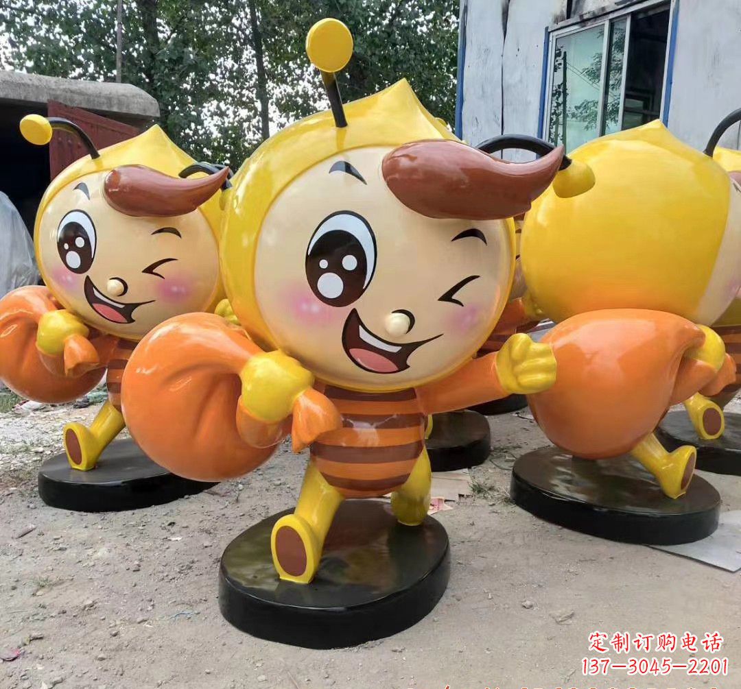 河南玻璃钢卡通蜜蜂雕塑 (2)