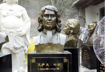 河南玻璃钢仿铜雕塑——纪念伟大的牛顿