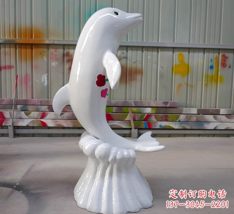 河南海豚的魅力玻璃钢海豚雕塑