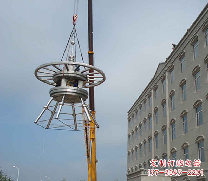 河南不锈钢避雷针雕塑一种古老又充满现代感的艺术
