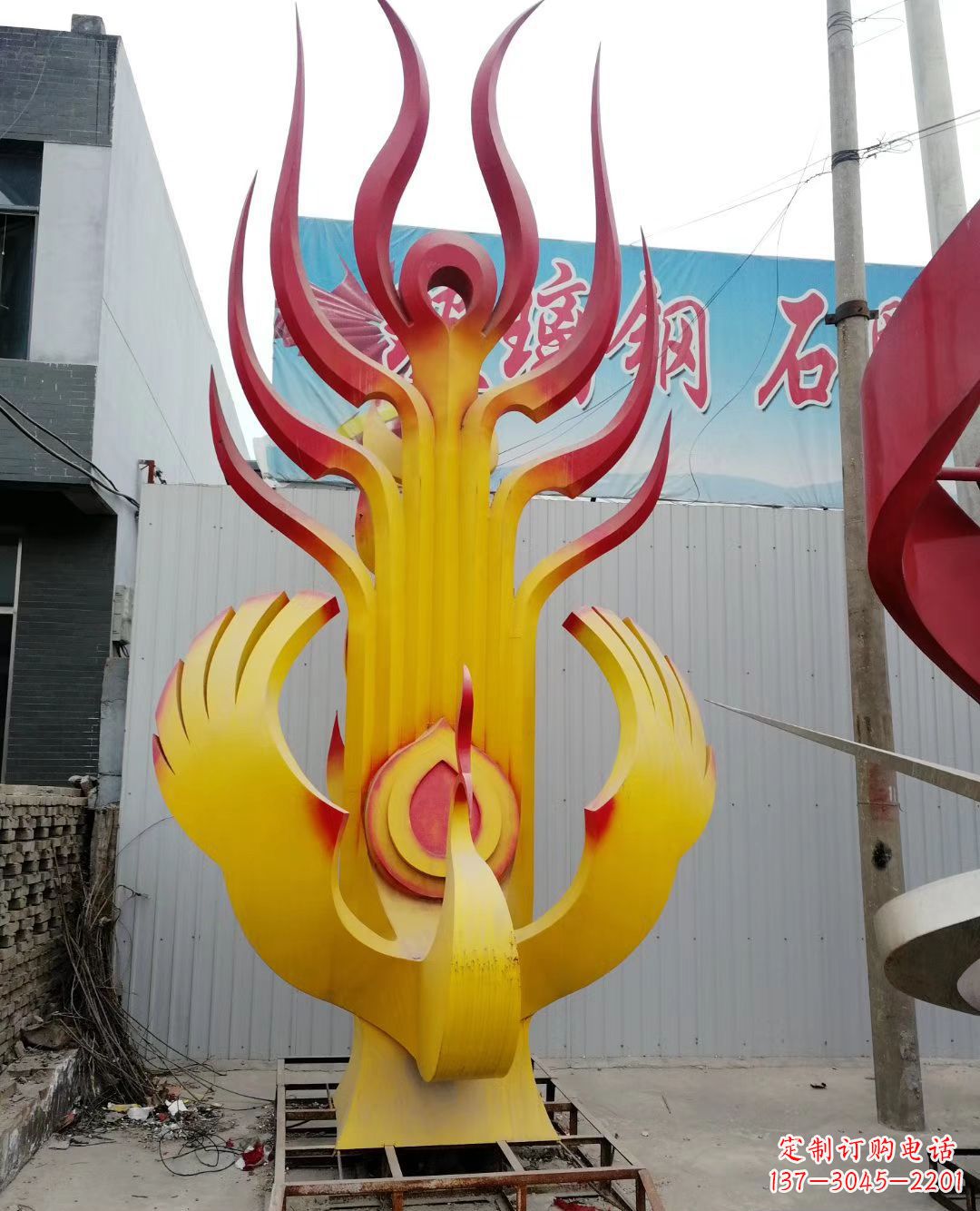 河南不锈钢彩色凤凰雕塑美丽的象征