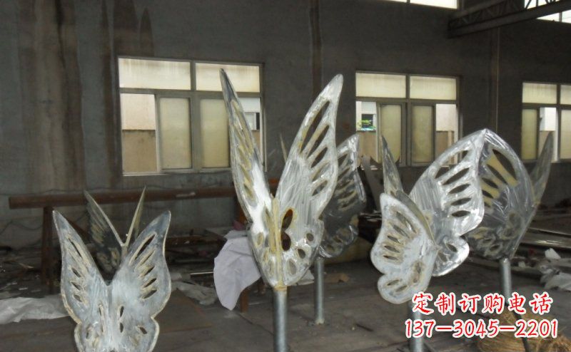 河南不锈钢彩色蝴蝶景观雕塑