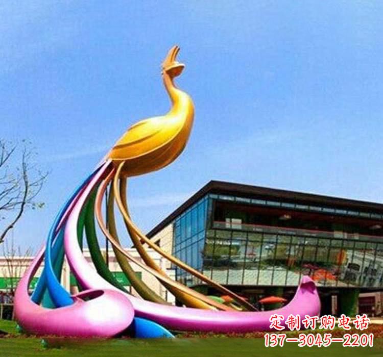 河南不锈钢彩色孔雀雕塑——美轮美奂的艺术精品