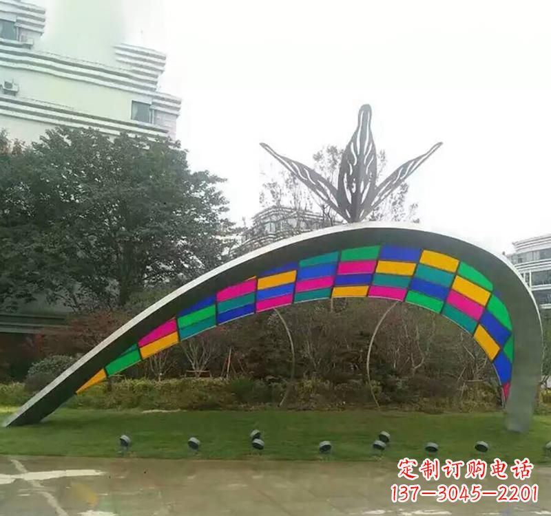 河南不锈钢彩色拼接拱门雕塑