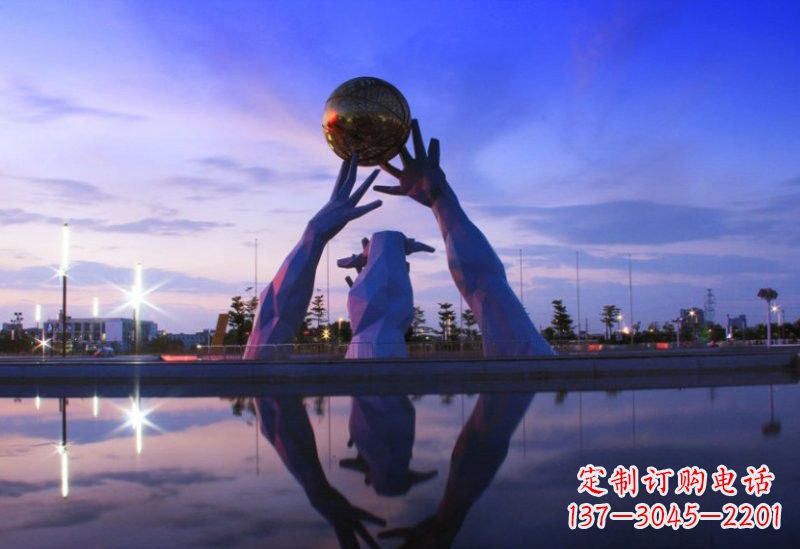 河南不锈钢城市手托地球雕塑