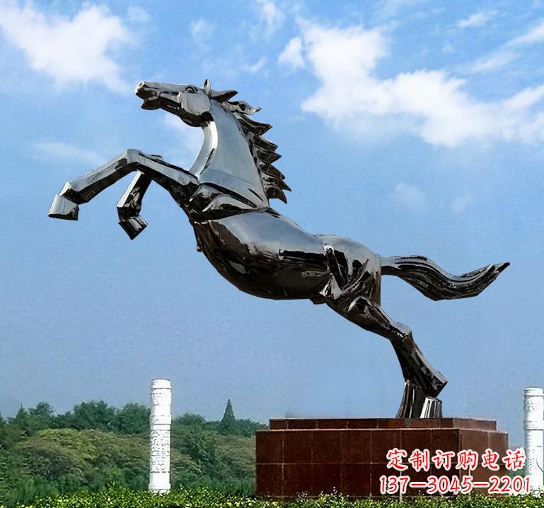 河南不锈钢城市艺术奔马雕塑精美的艺术之作