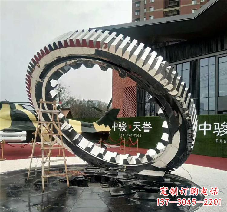 河南不锈钢齿轮雕塑