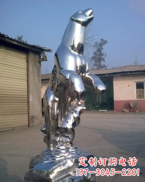 河南不锈钢北极熊雕塑雕刻精美、经久耐用