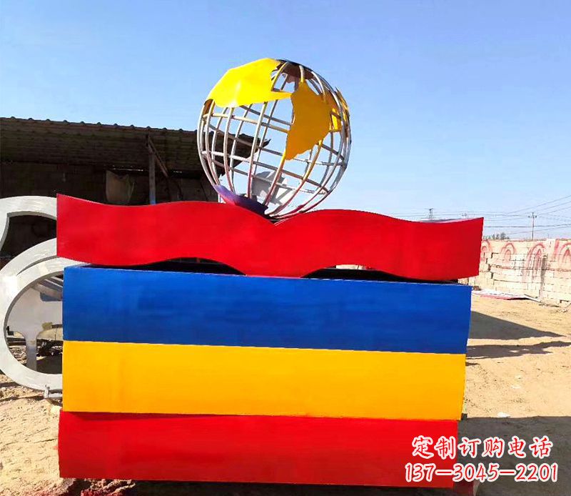 河南不锈钢地球雕塑——象征地球的美丽与和谐