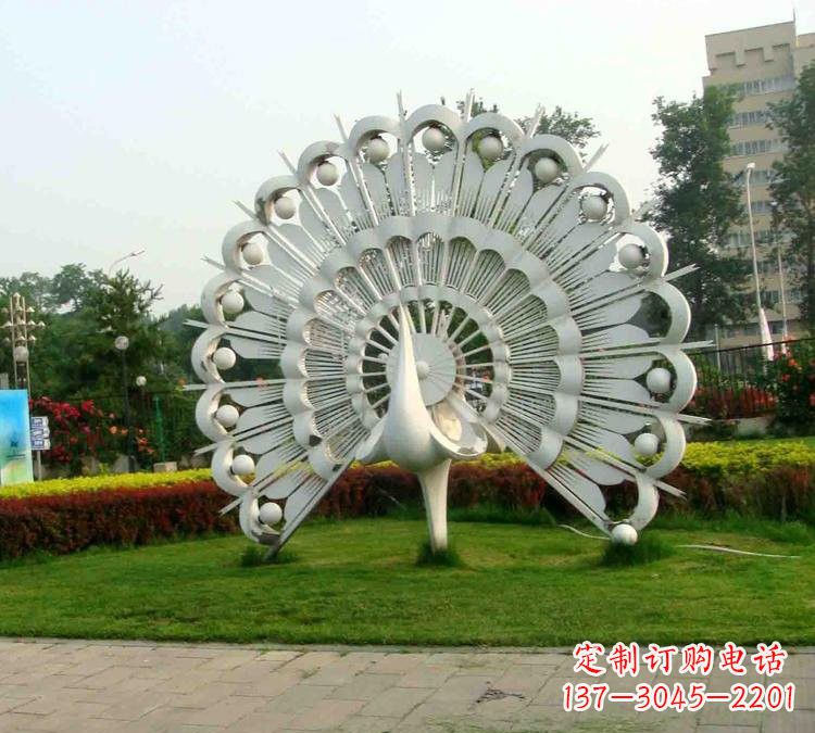 河南不锈钢孔雀雕塑