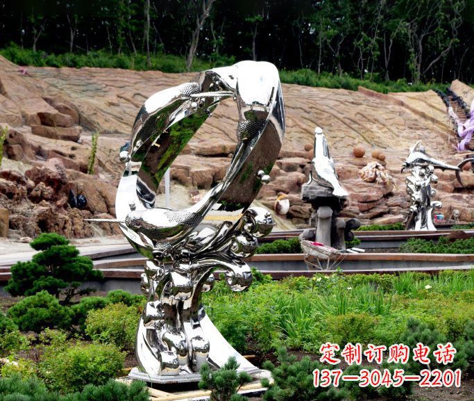 河南不锈钢海豚雕塑——精致的艺术品