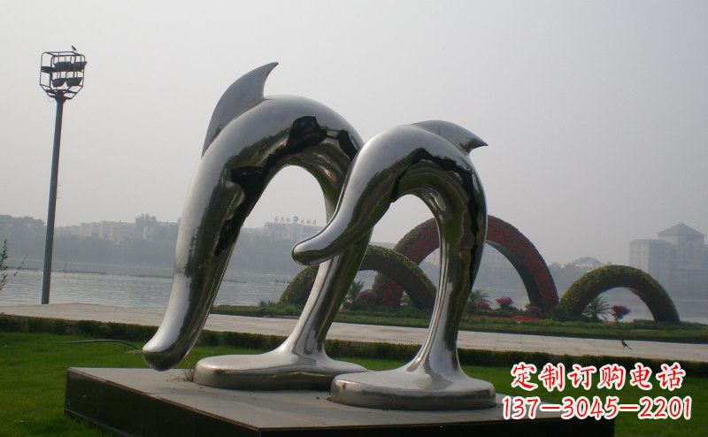 河南精美不锈钢海豚雕塑