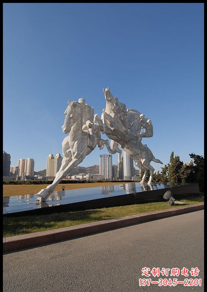 河南不锈钢骑马雕塑精美的艺术品