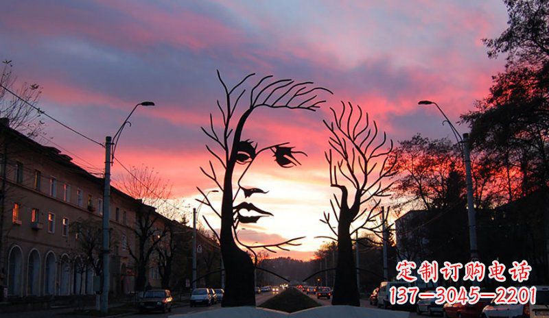 河南不锈钢人头雕塑点缀街边景观