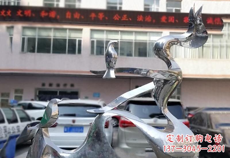 河南表达和平的不锈钢鸽子雕塑