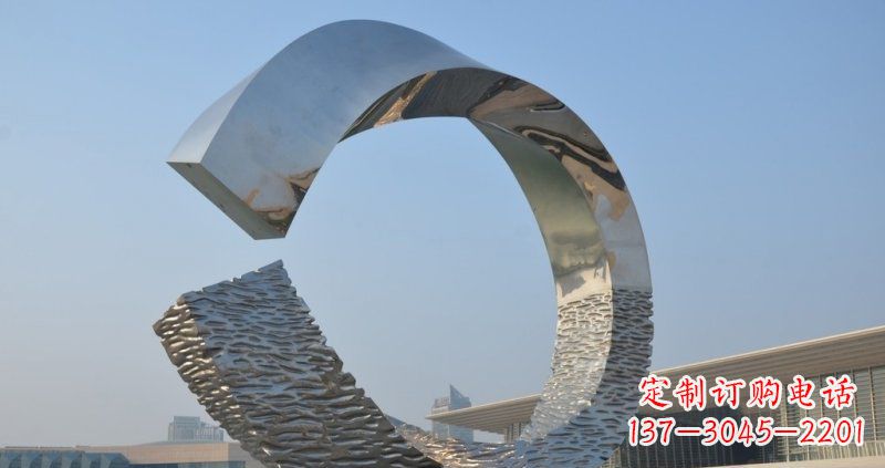 河南不锈钢抽象圆环广场景观雕塑