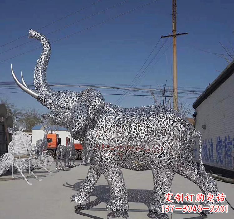 河南不锈钢大象雕塑象征力量与美丽