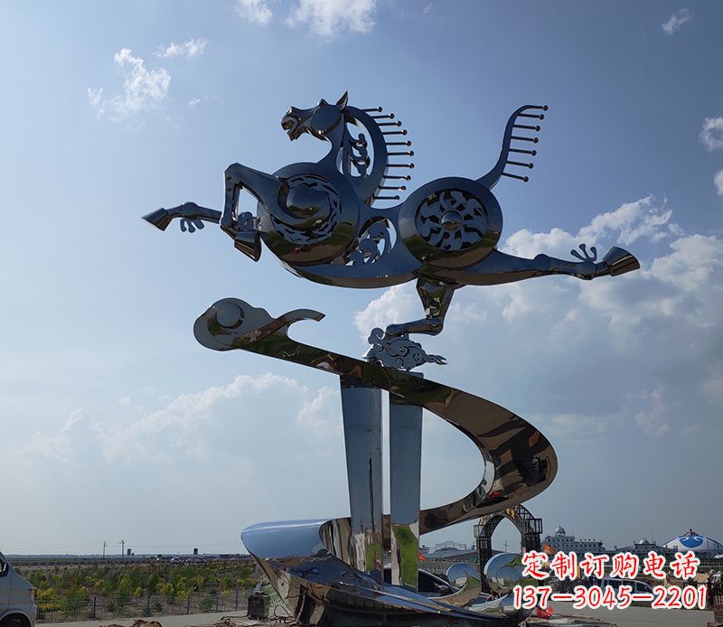 河南不锈钢大型马踏飞燕景观雕塑