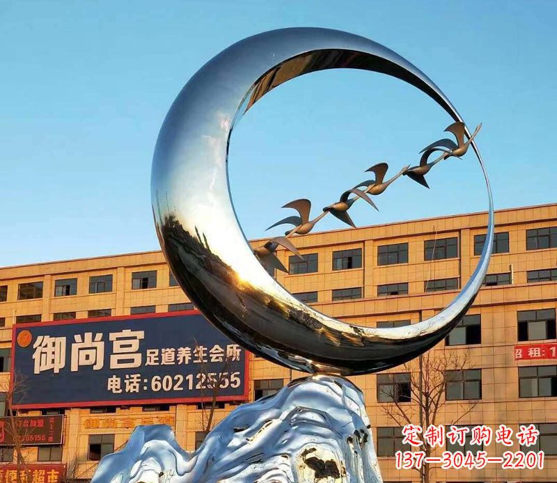 河南不锈钢大雁雕塑象征着生机勃勃的美丽