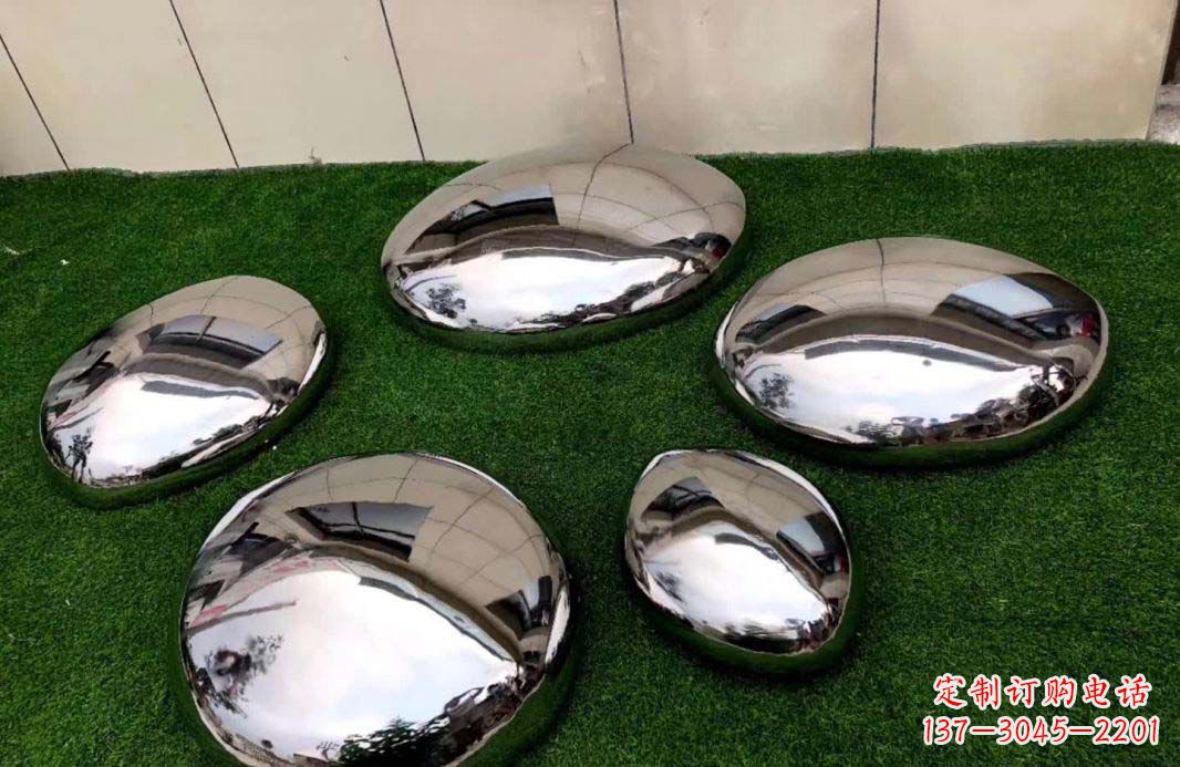 河南不锈钢鹅卵石雕塑艺术品的精致之美