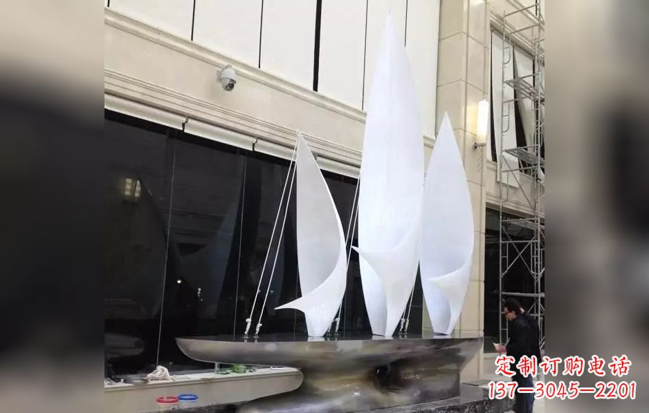 河南不锈钢帆船广场景观雕塑