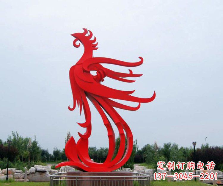 河南精美凤凰雕塑点亮凤凰公园