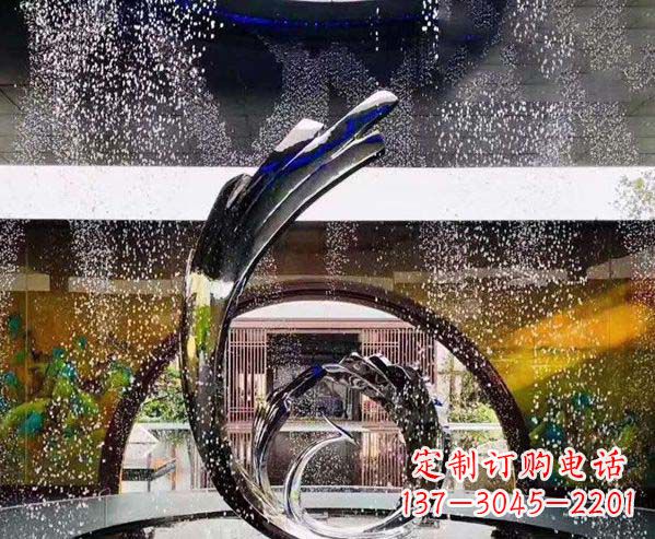 河南凤凰雕塑优雅的不锈钢艺术