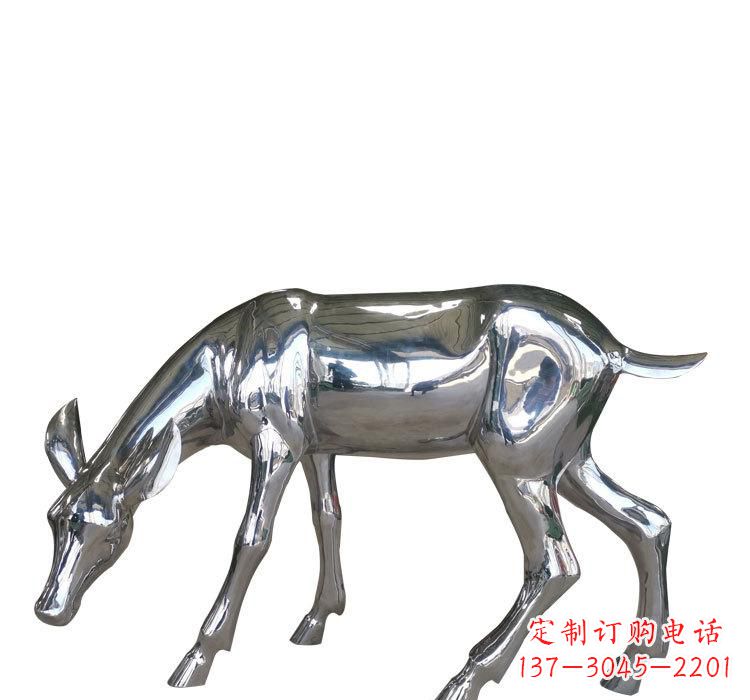 河南不锈钢公园草坪上的鹿雕塑——让美景更加完美