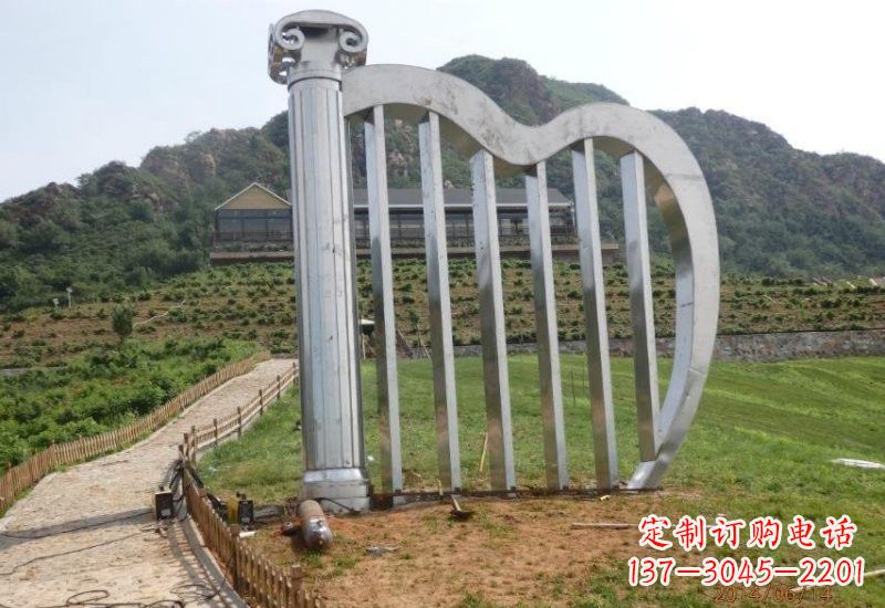 河南不锈钢竖琴雕塑一曲轻柔的旋律