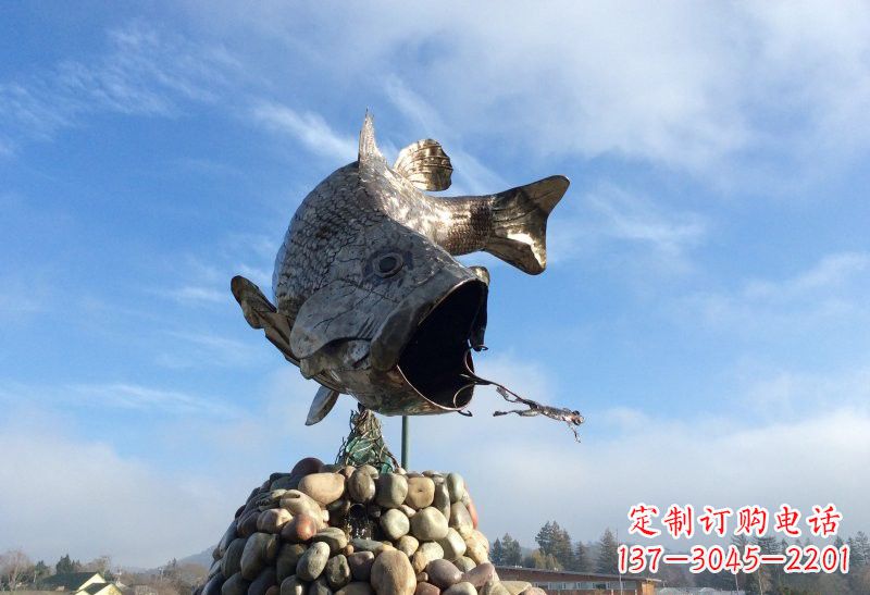 河南不锈钢鲤鱼雕塑