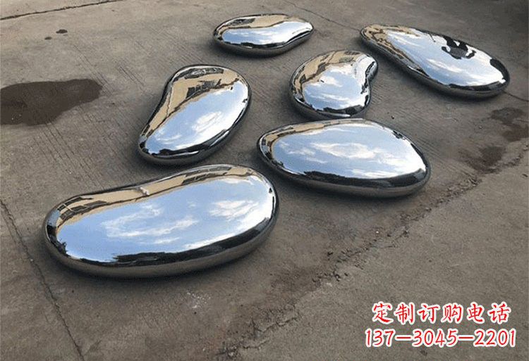 河南不锈钢水滴雕塑让公园更加美丽