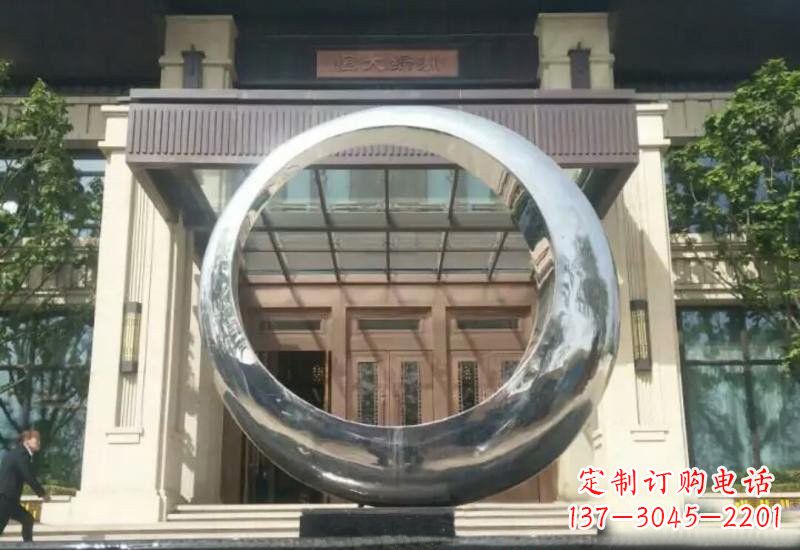 河南不锈钢公园圆环雕塑精致美观的艺术品