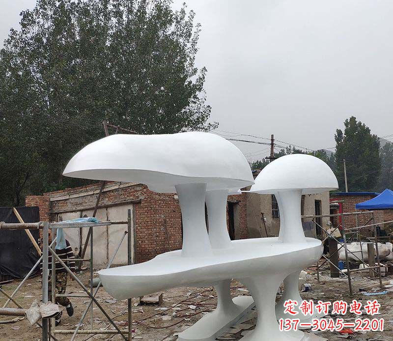 河南不锈钢蘑菇雕塑——美丽的艺术礼物