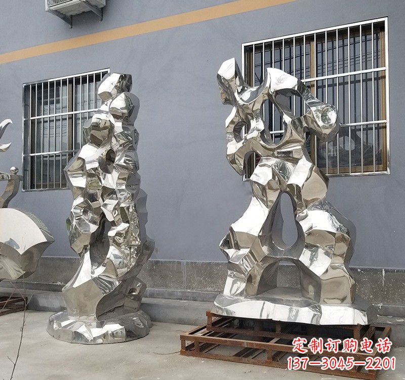 河南太湖石雕塑精美的艺术品
