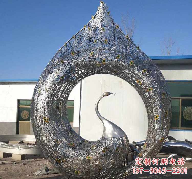 河南优雅的不锈钢孔雀雕塑